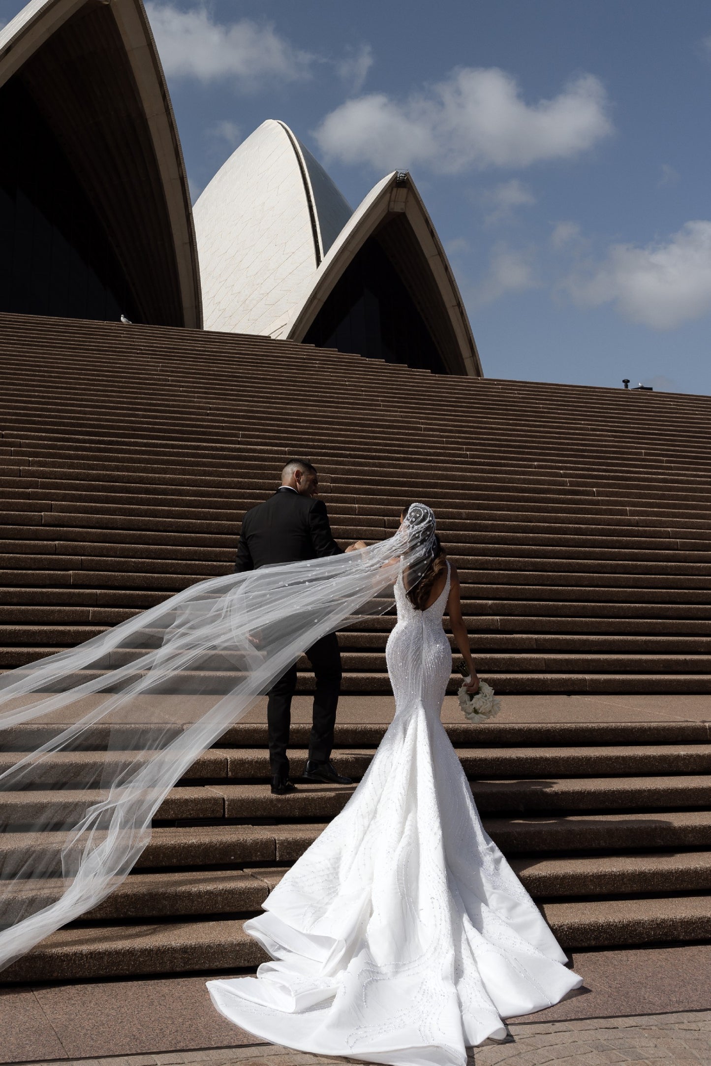 C2025-ALK77 - sleeveless beaded wedding gown