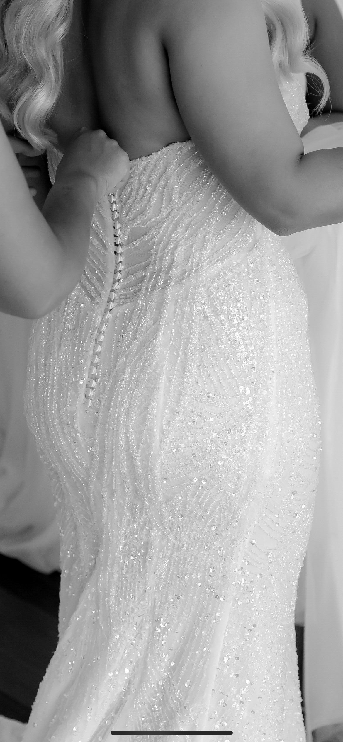 C2025-PC88 - sweetheart strapless plus size beaded wedding dress