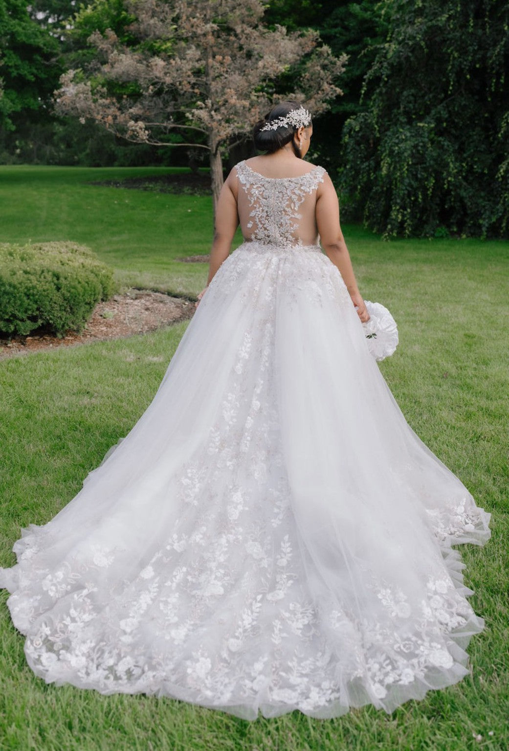 C2025-SY88055 - rhinestone & crystal beaded fitted plus size wedding gown