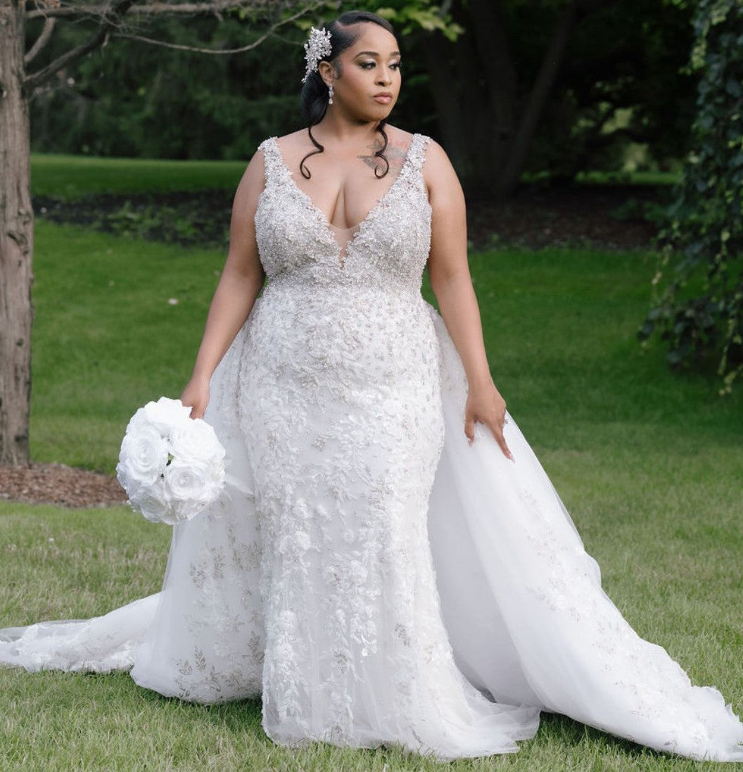 C2025-SY88055 - rhinestone & crystal beaded fitted plus size wedding gown