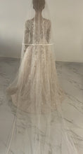 C2023-AL61g - Vestido de novia de corte A, manga larga y escote ilusión transparente