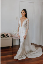 C2023-LSV20 - long sleeve beaded deep v-neck sexy wedding dress