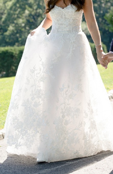 C2023-SA49 - strapless a-line style delicate lace wedding gown with chapel train