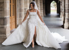 C2025-1104 - sleeveless beaded wedding gown