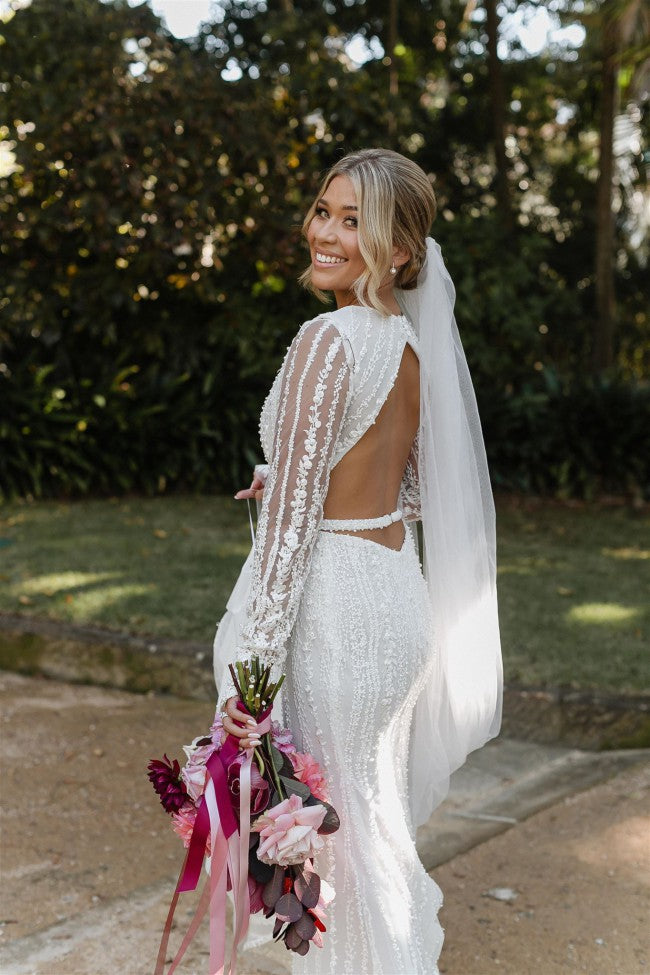 C2023-VLS19b sexy v-neck long sleeve beaded wedding gown