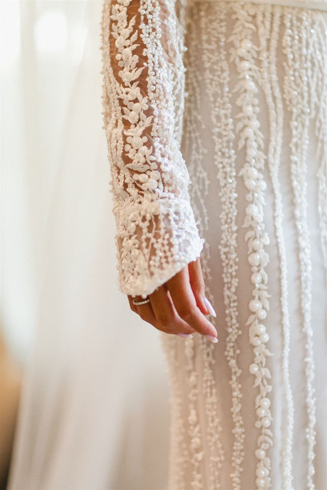 C2023-VLS19b sexy v-neck long sleeve beaded wedding gown