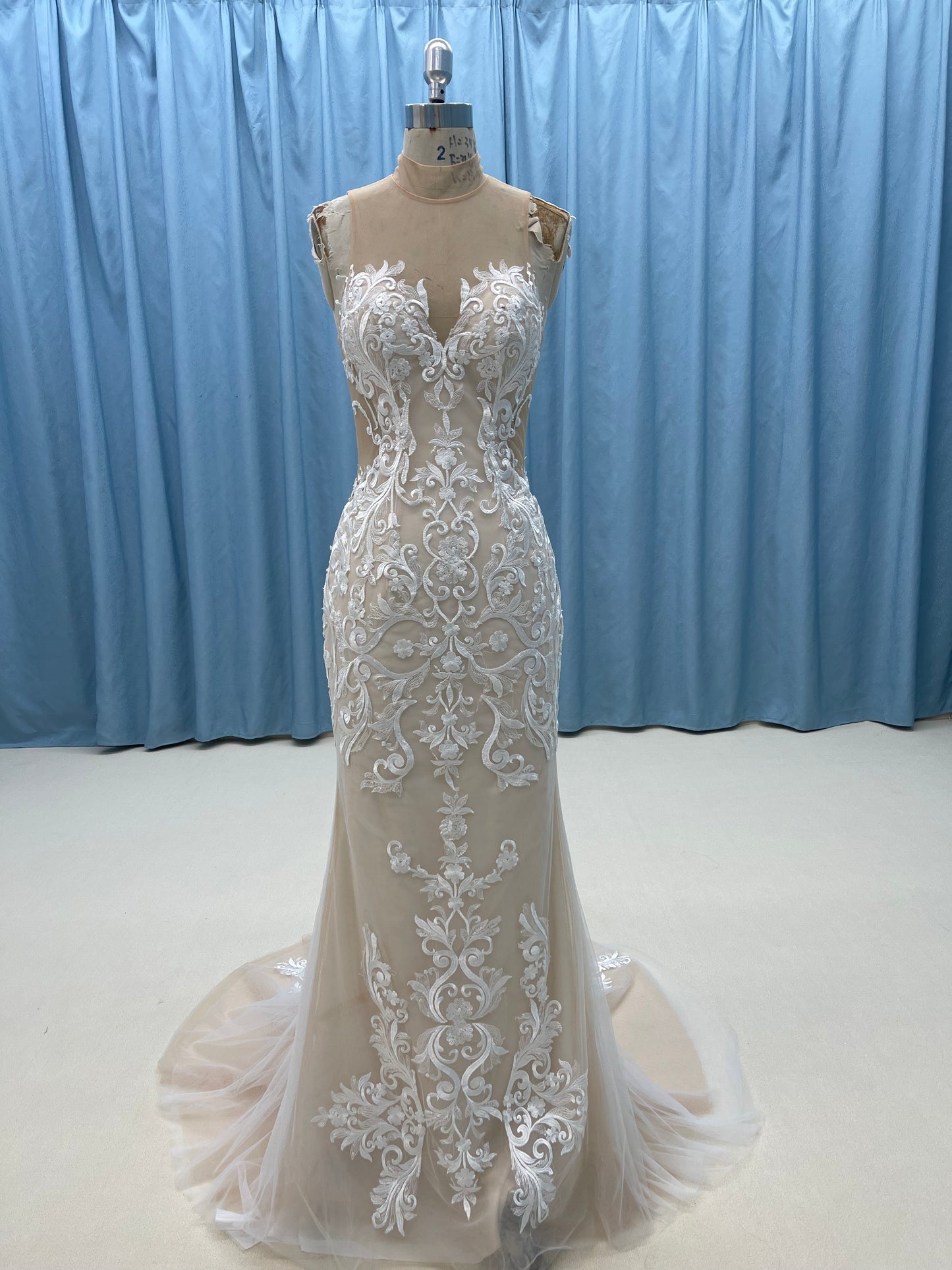 C2024-YG-FS939 - sheer illusion neck embroidered wedding gown