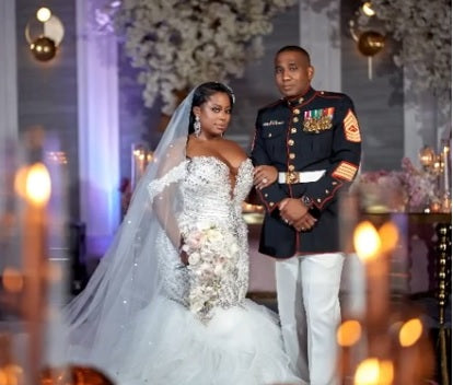 C2023-OS61P - robe de mariée grande taille à épaules dénudées et perles avec strass