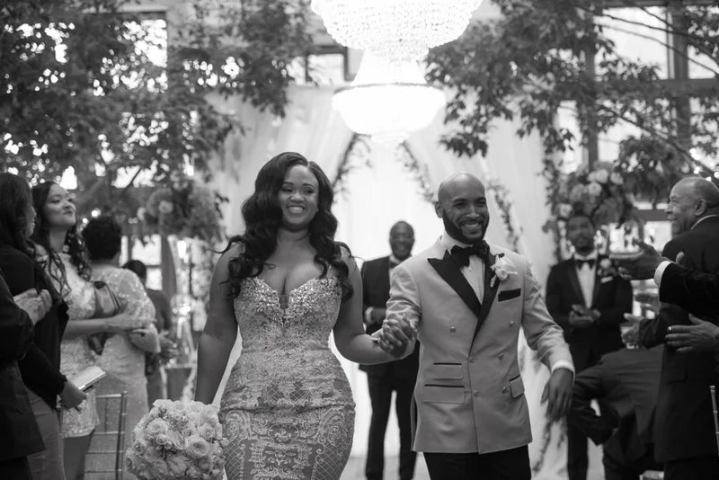 C2021-TT01 - fitted plus size strapless wedding gown with sweetheart bust line and fitted mermaid figure