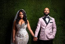 C2021-TT01 - fitted plus size strapless wedding gown with sweetheart bust line and fitted mermaid figure