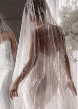 C2024-SSB619 - vestido de novia sin tirantes con pedrería y escote en forma de corazón