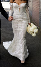 C2022-OTS272 - Vestido de novia ajustado de manga larga con hombros descubiertos