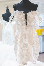 C2022-OW979 Vestido de novia de encaje ajustado con hombros descubiertos