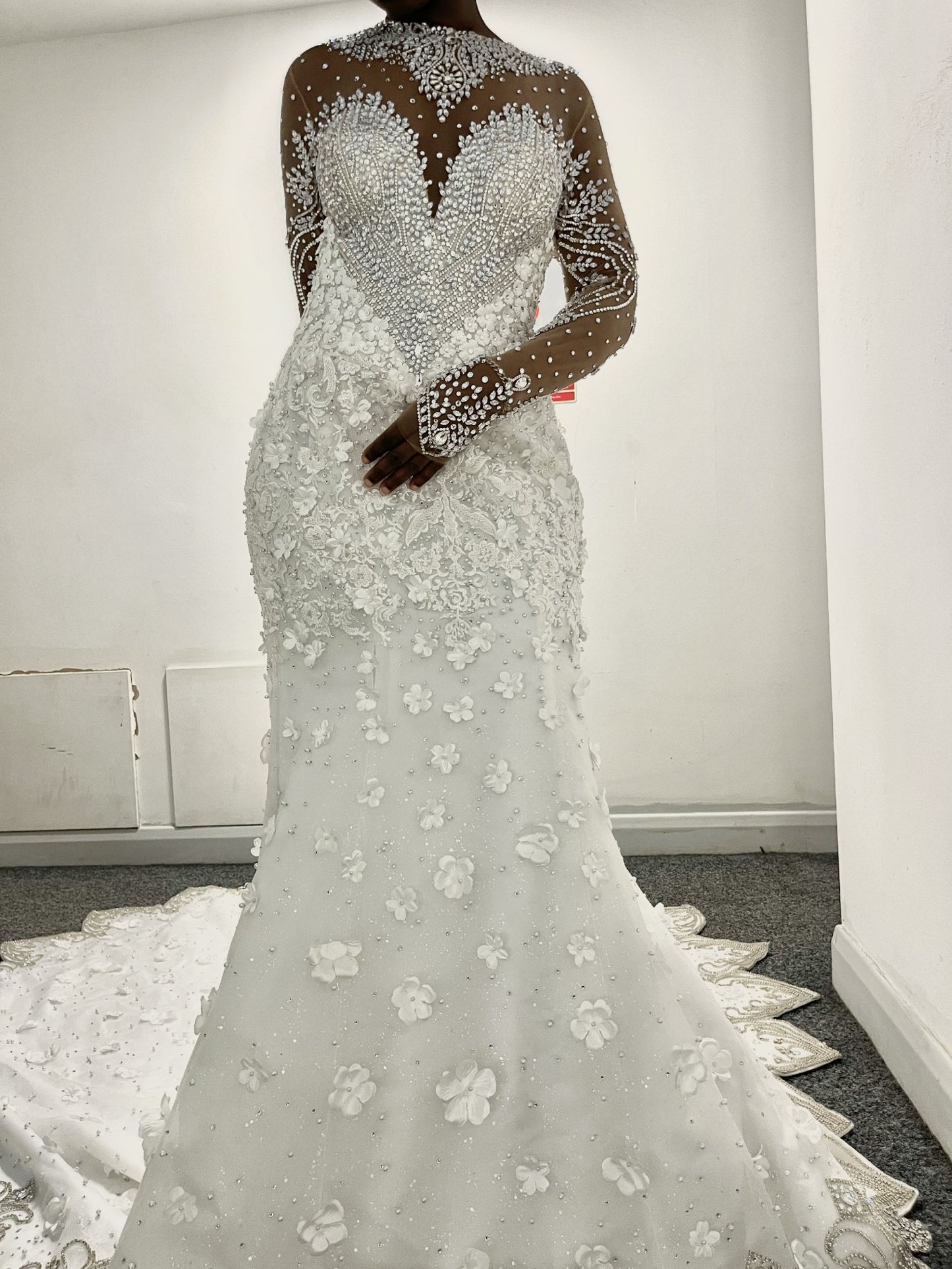 C2025-EA2840 - long sleeve bling beaded wedding gown