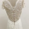 C2023-SCS66a - Robe de mariée en dentelle à manches courtes et taille empire