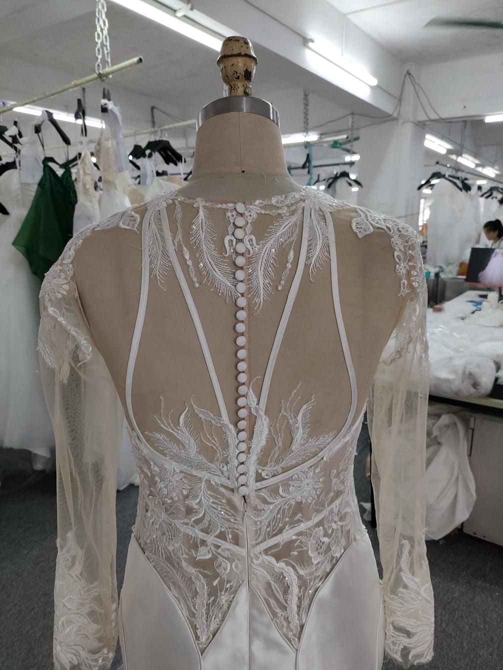 C2021-aSEllis - Robe de mariée inspirée à manches longues et corsage transparent 