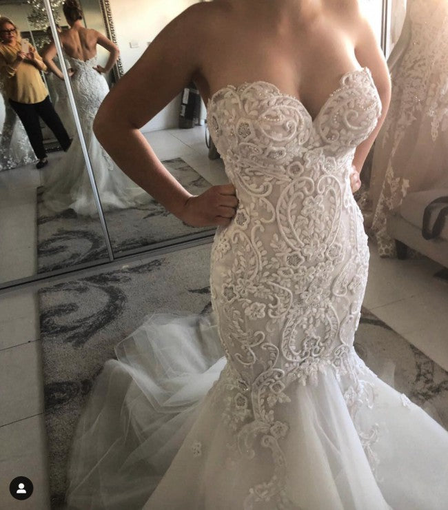 C2022-SF37 - robe de mariée sirène brodée ajustée et évasée sans bretelles