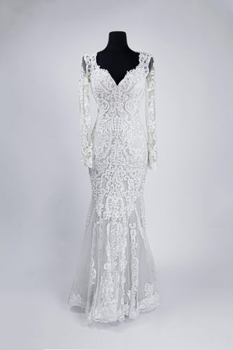 C2022-OLS44 - Vestido de novia tubo bordado de manga larga con busto abierto