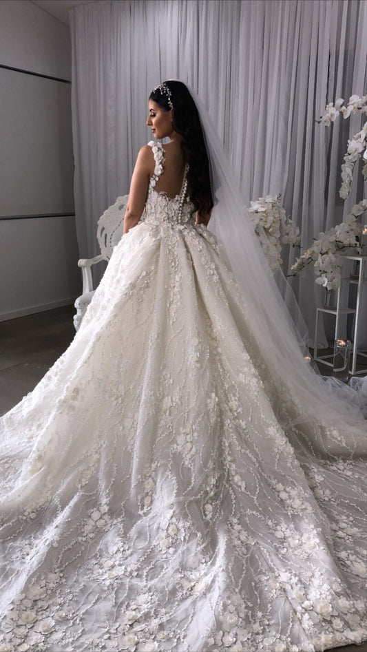 C2022-BGS552 - Robe de mariée robe de bal sans manches, col ouvert, avec jupe amovible et traine