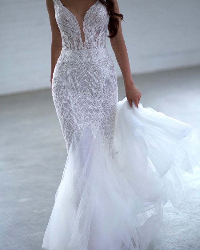 Robe de mariée sexy sans manches, col en v, ligne perlée, C2022S-044