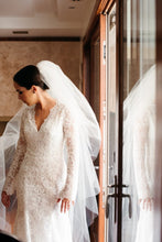 C2023-LSL225 vestido de novia de encaje con cuello en V y manga larga