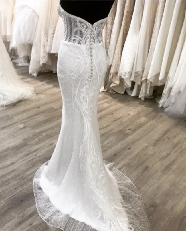 C2023-sos377 robe de mariée fourreau ajustée sans bretelles sexy