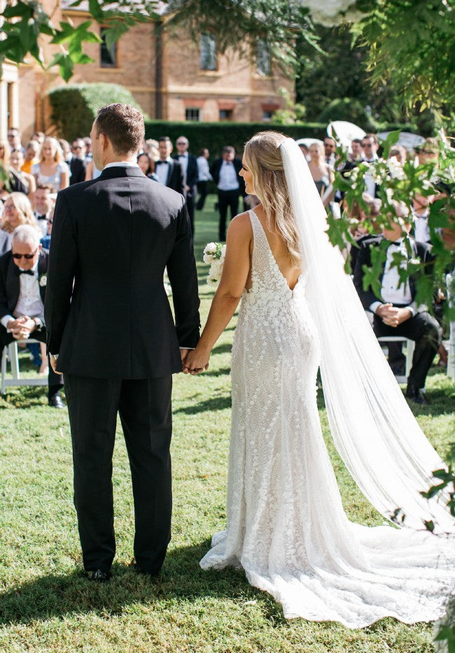 C2023-VN123 sleeveless v-neck 3D flower motif wedding gown and cathedral veil