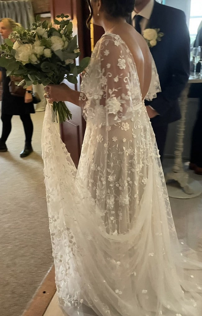C2023-SSO551 - sheer elbow length long sleeve plus size wedding gown