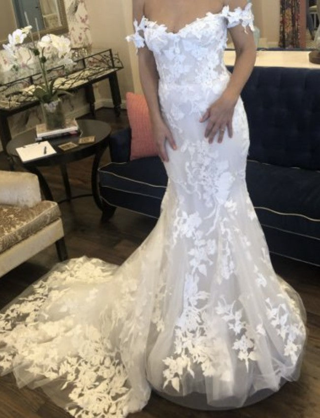 C2023-oS44b off the shoulder fitted lace wedding gown