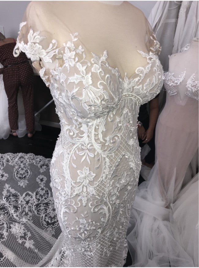 C2022-cs330 - Short cap sleeve embroidered wedding gown with train