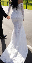 C2022-OTS272 - Vestido de novia ajustado de manga larga con hombros descubiertos
