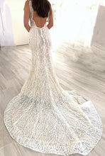 C2022-SV282 Vestido de novia sexy sin mangas con cuello en V y cuentas 