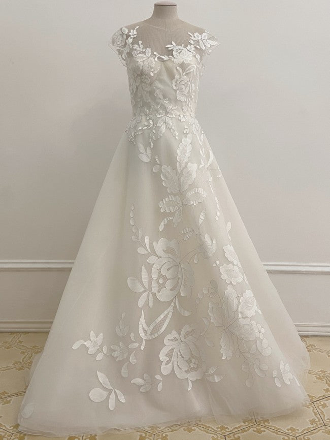 C2022-O997 Robe de mariée trapèze à manches courtes 