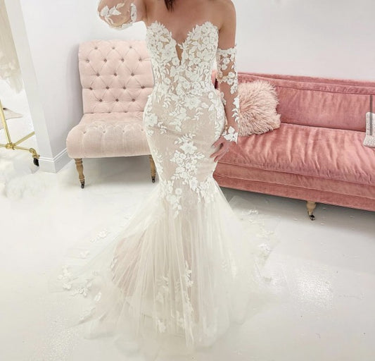 C2022-DS441  Strapless detachable sleeve lace wedding gown