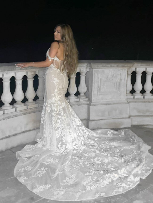C2022-oS633 Robe de mariée à épaules dénudées à motif floral