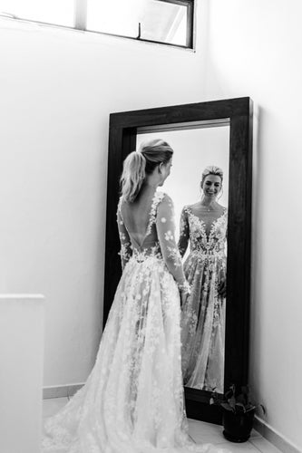 C2022-FF812  Backless long sleeve a-line wedding gown