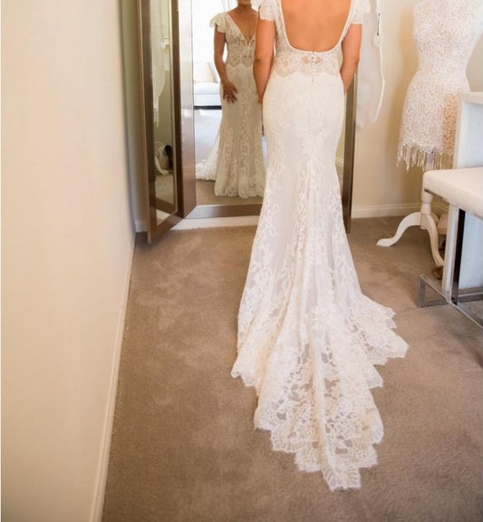 C2022-BL39 - Vintage short sleeve lace wedding gown