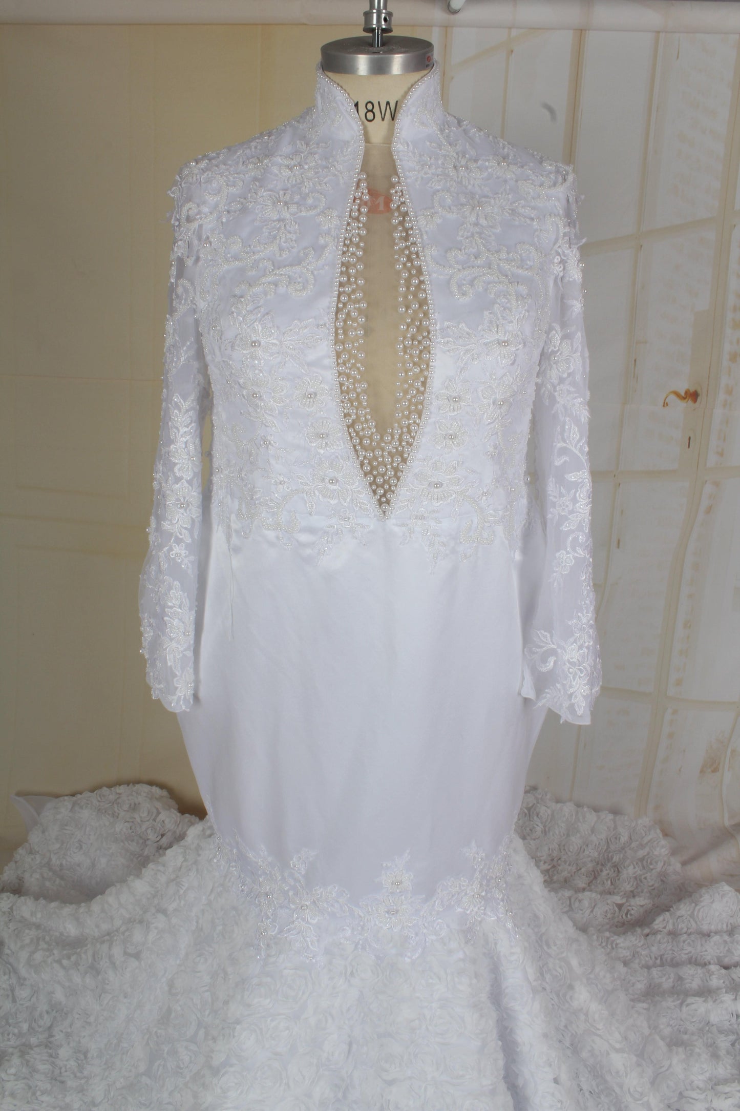C2021-CGreen - Long sleeve plus size wedding gown