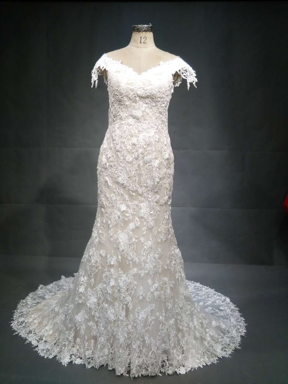 Estilo #Ci-Ahn - Vestido de novia de encaje con manga japonesa