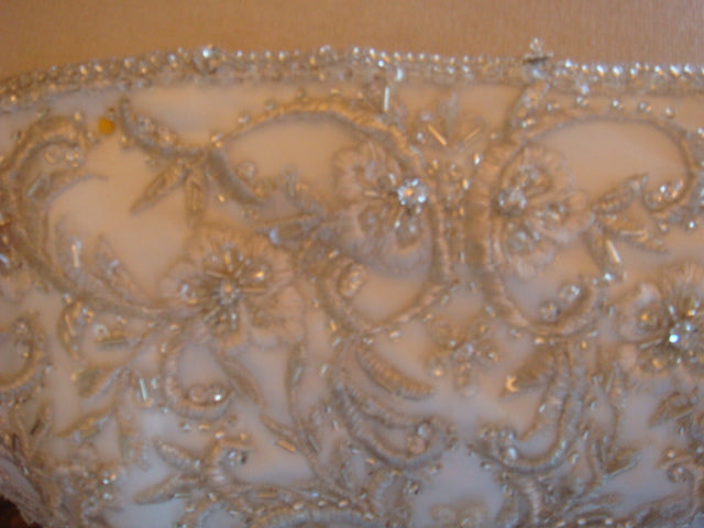 Style D2012 - robe de mariée sans bretelles trapèze petite robe de mariée formelle en organza