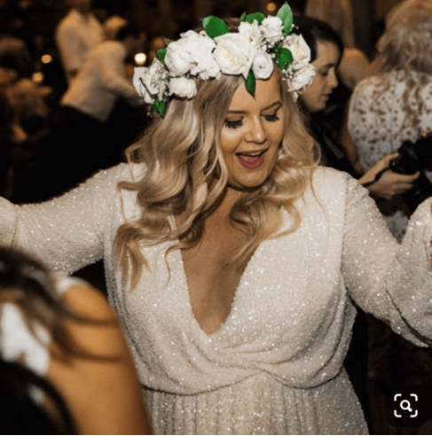 C2019-lsp088 - beaded long sleeve v-neck plus size wedding gown