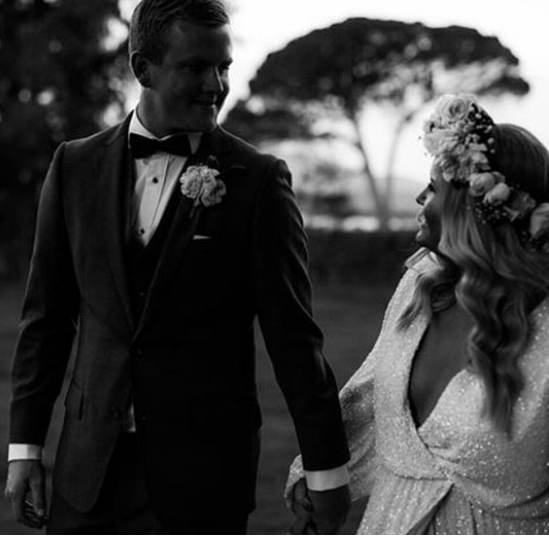 C2019-lsp088 - beaded long sleeve v-neck plus size wedding gown