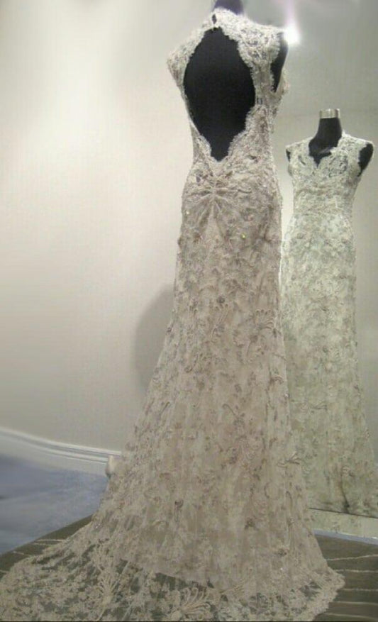 C2022-bL212 - keyhole back cap sleeve lace wedding gown