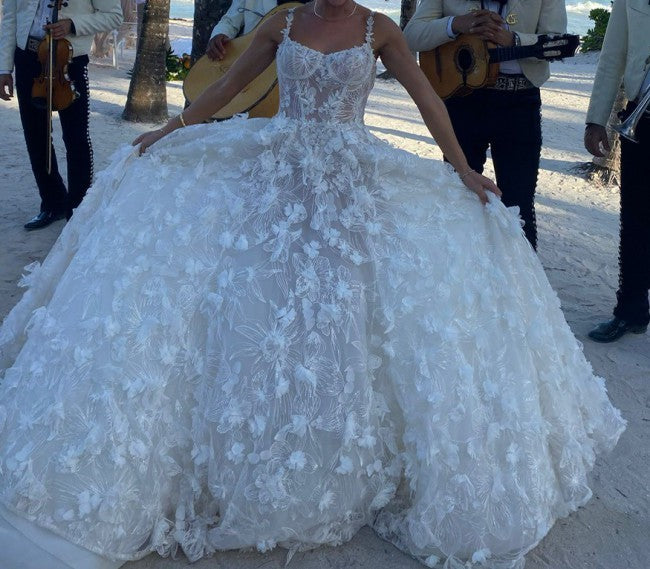 C2023-AL91b - robe de mariée trapèze sans manches à motif fleuri avec bretelles en dentelle