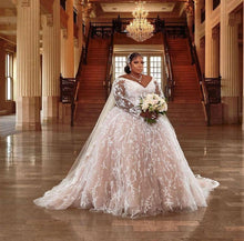 C2022-SLS3011 - Vestido de novia de encaje de talla grande y manga larga transparente
