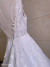 Sleeveless plus size v-neck wedding gown